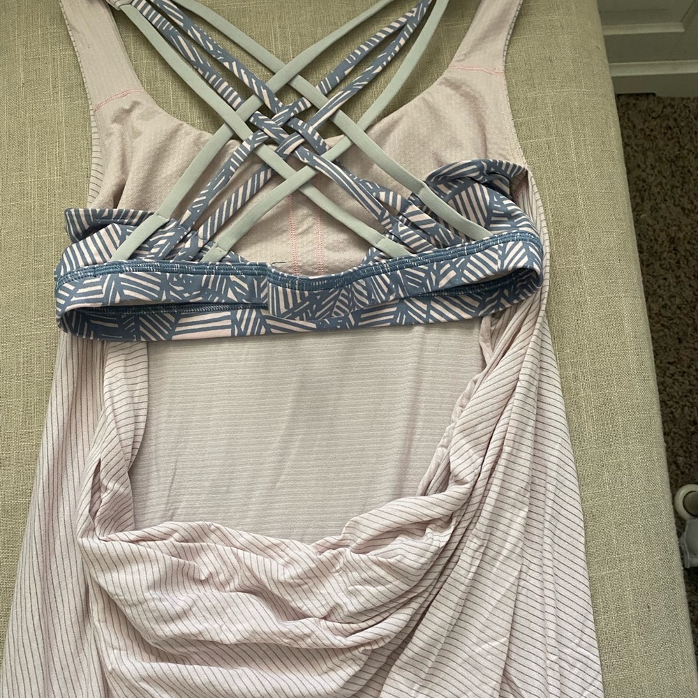 LuluLemon free to be wild tank top